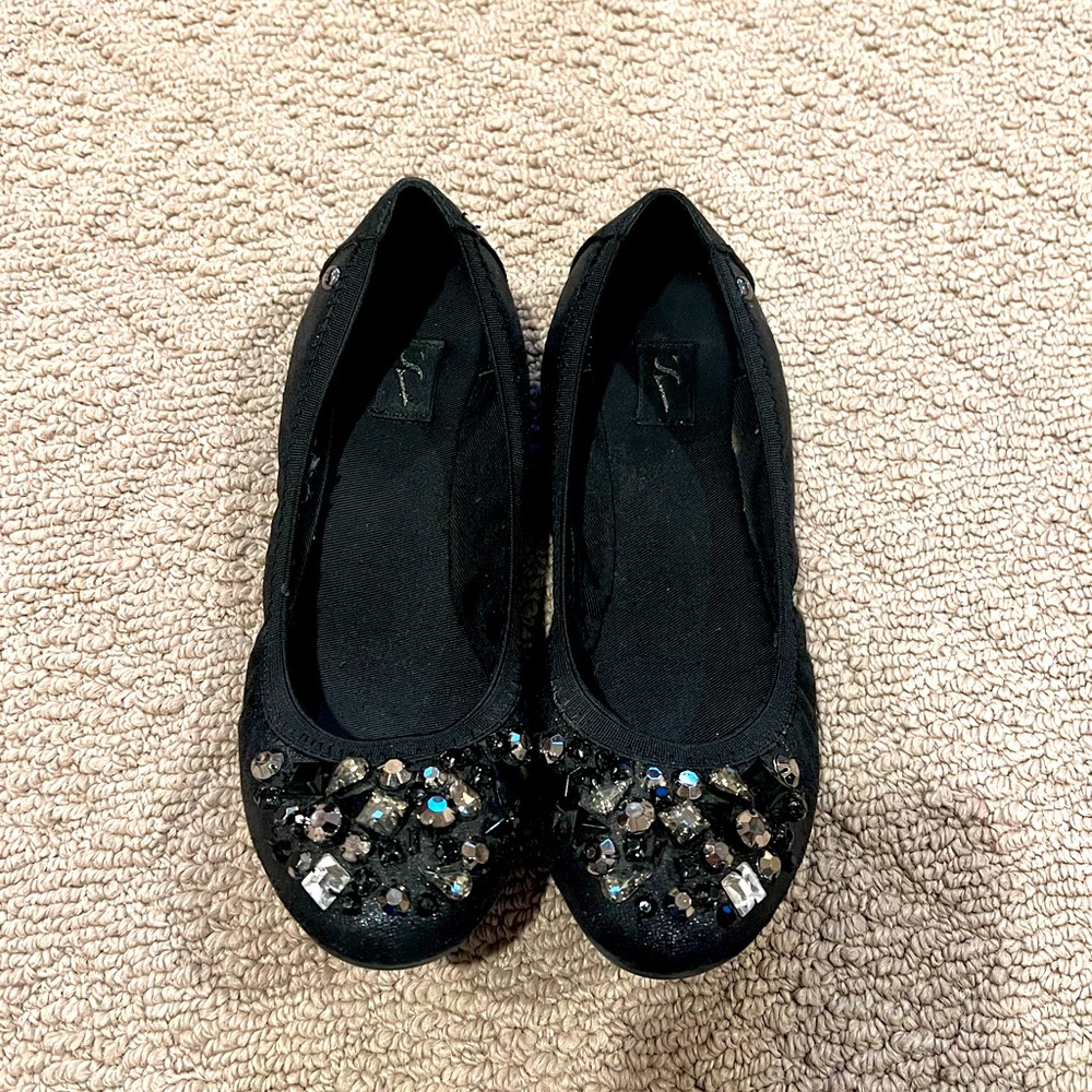 Simply Vera - Slip On - Black with Rhinestones/Gems - Size 6.5